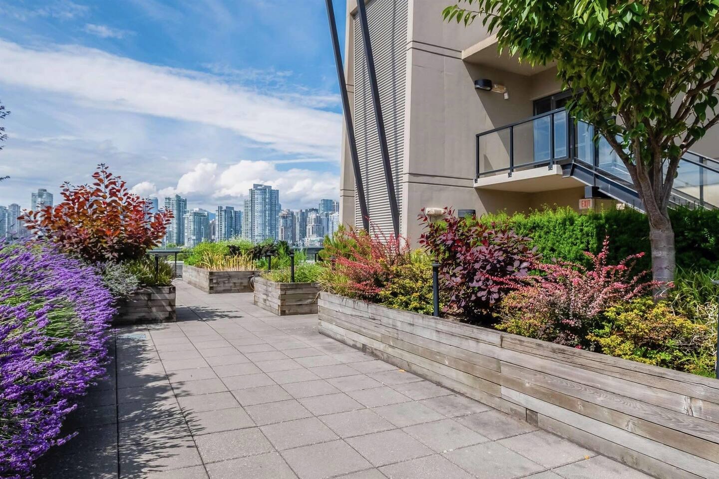 1c090a39-5df1-42f3-8f4e-a737f33eab0b