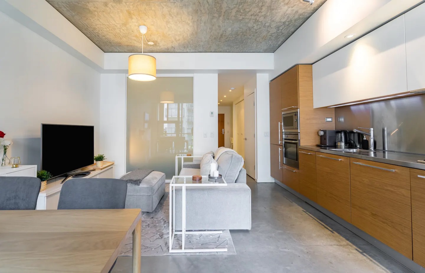 b55e6e50-3b1e-4bff-8251-8e1b5b130d11