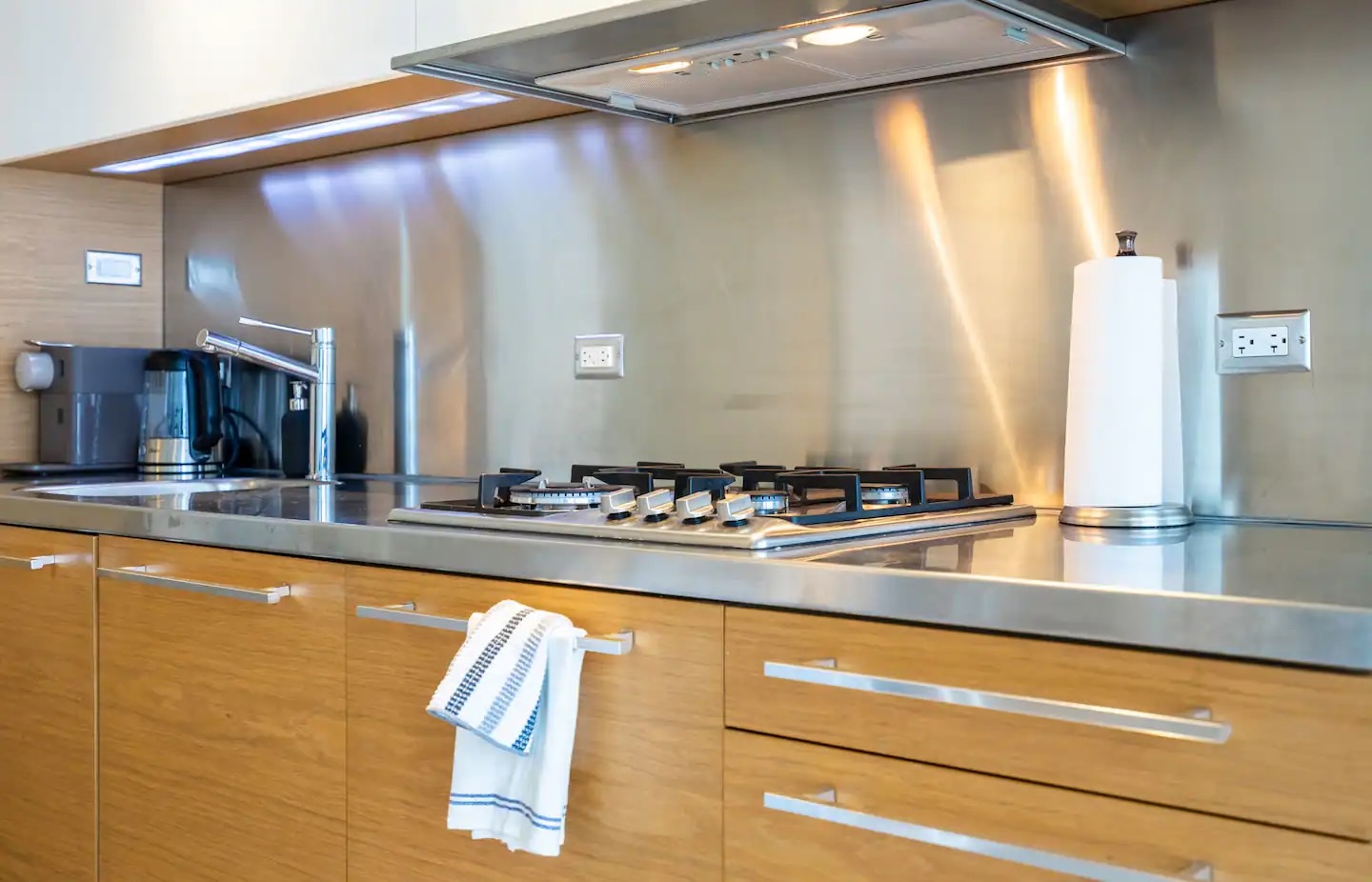 e57b262f-3254-4c89-b1a6-2a11de86c565